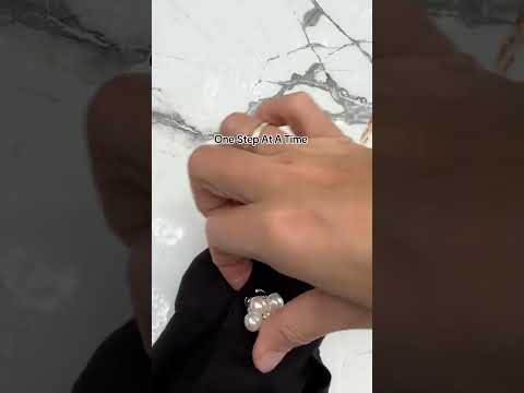 Confident Strut (set of 2)